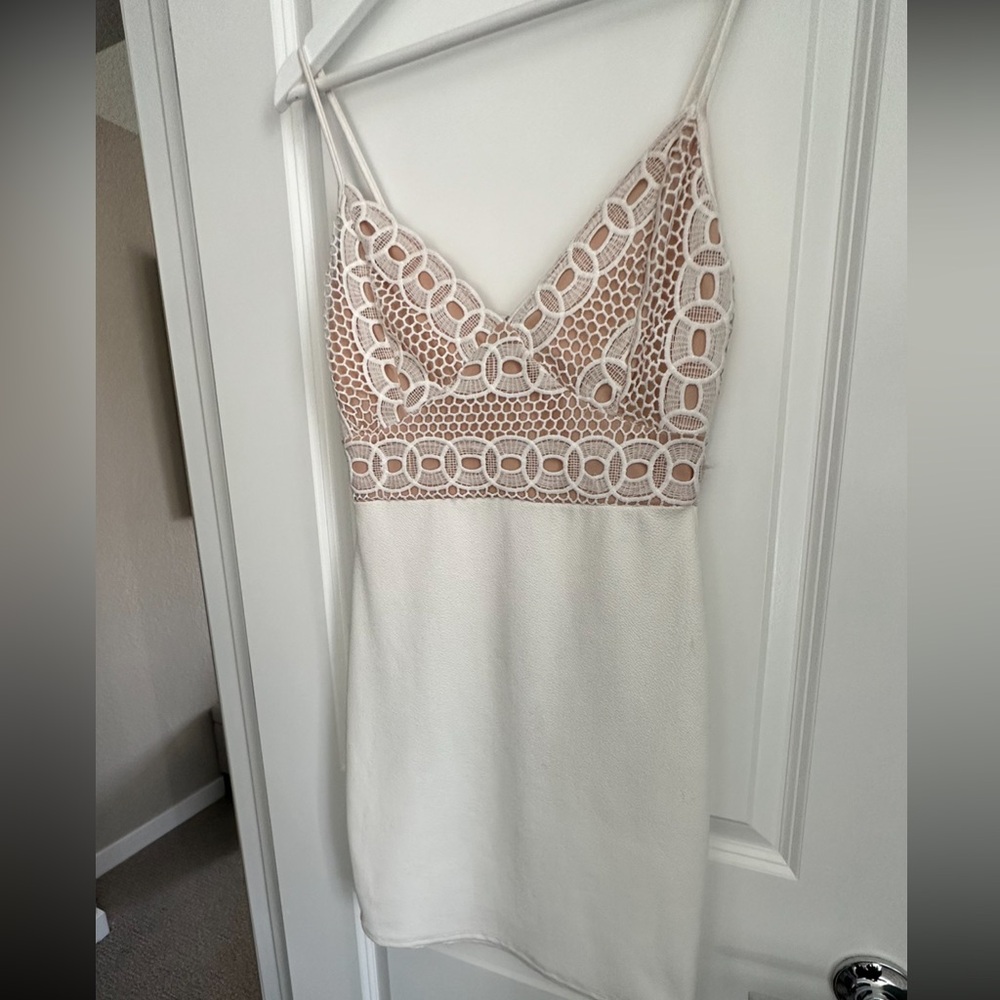 🔥White Midi Dress